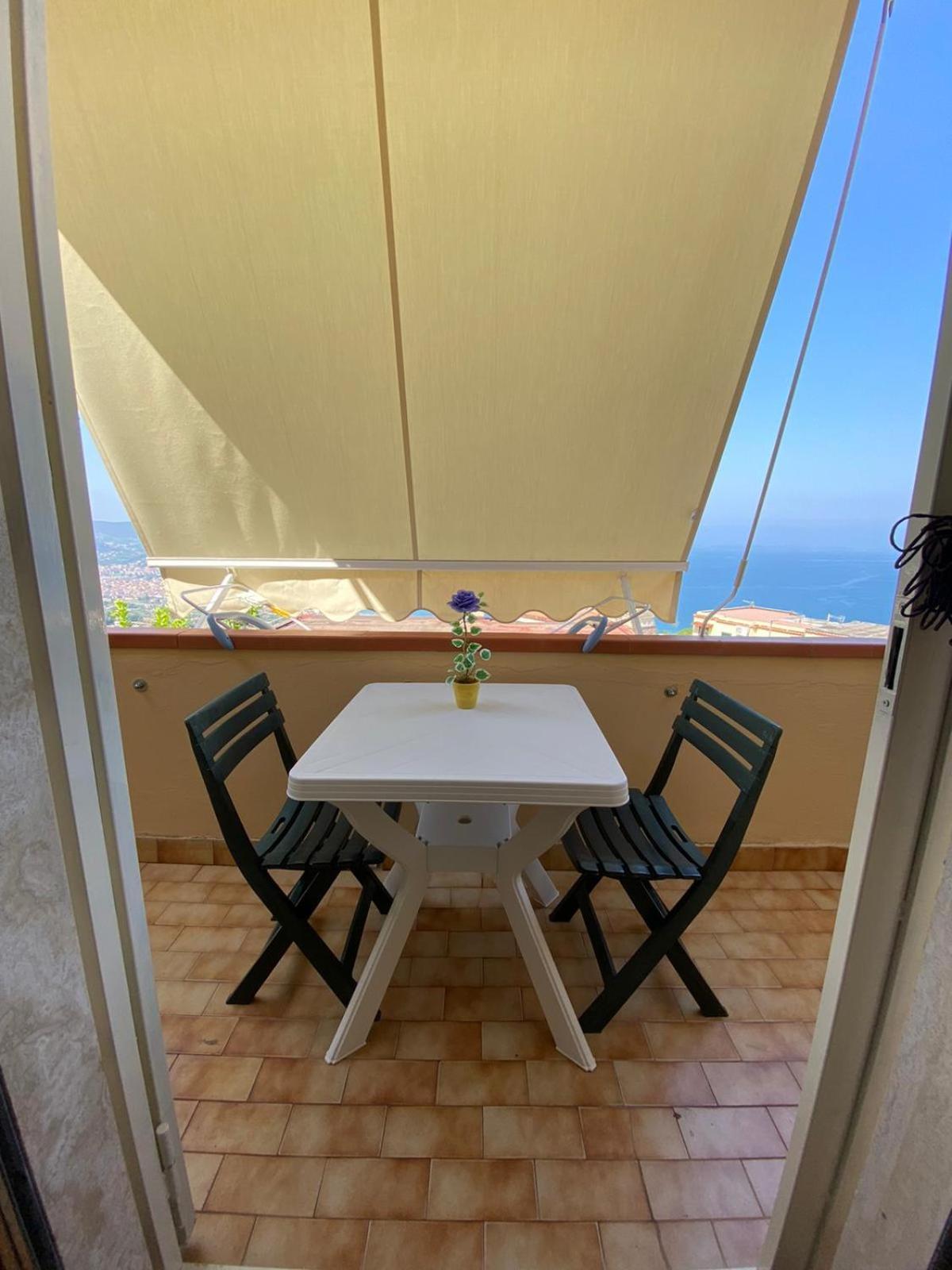 Casa Vacanza Con Vista Mozzafiato Agropoli Bagian luar foto